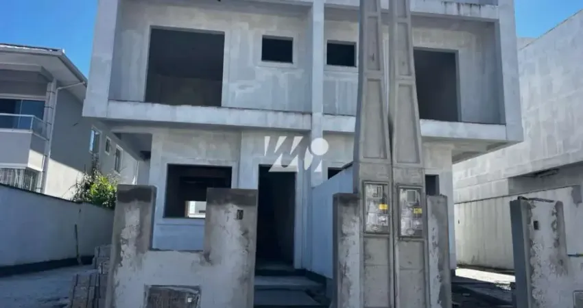 Sobrado Geminado com 3 quartos 1 suíte - Nova Palhoça