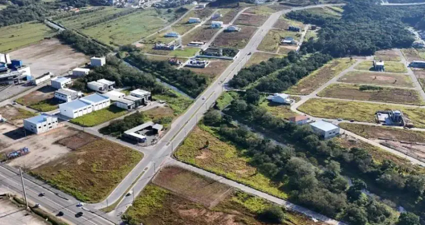 Terreno à venda na Avenida Leoberto Leal, s/nº, Sertão do Maruim, São José