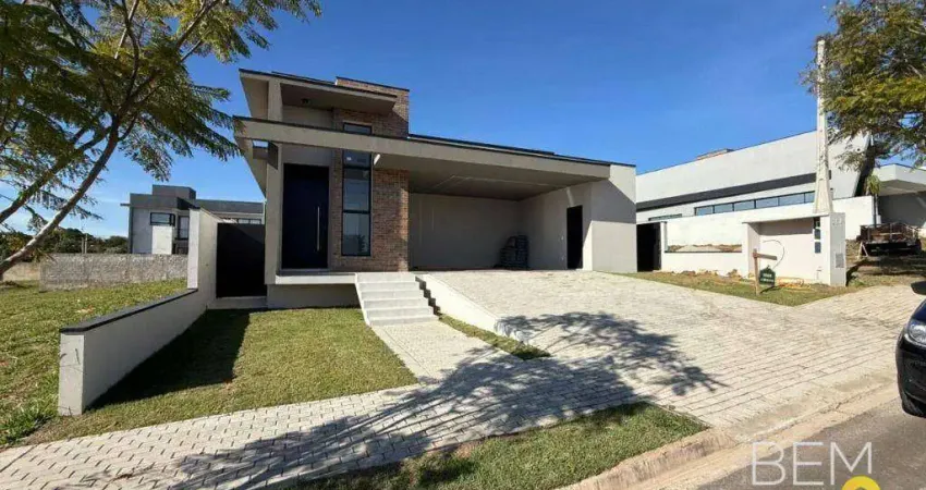 Casa à venda no Condomínio Portal dos Bandeirantes - Salto/SP