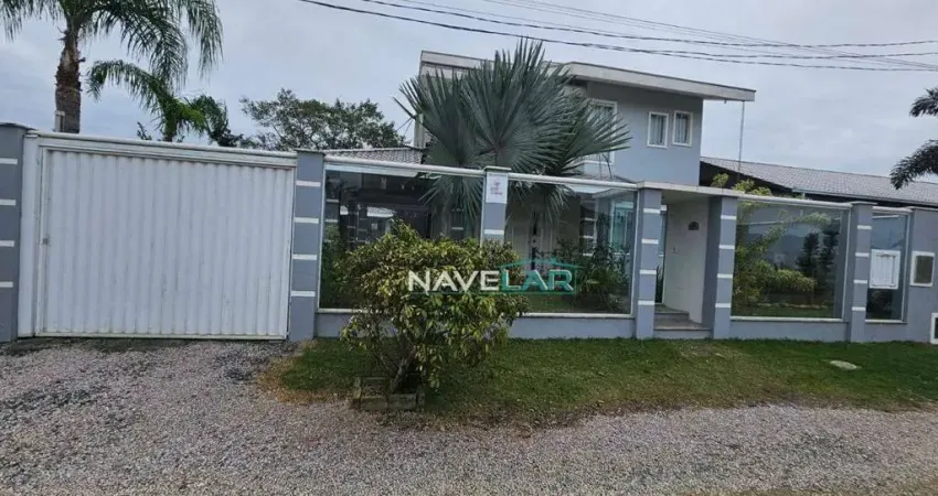 Casa com 3 quartos à venda no Gravatá, Penha 