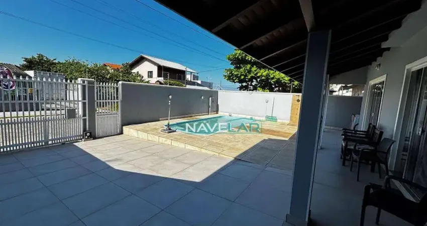 Casa com 5 quartos à venda na Rua Fúlvio Pinto, Meia Praia, Navegantes