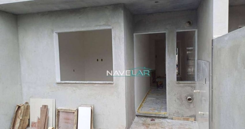 Casa com 2 dormitórios à venda, 56 m² por R$ 399.000,00 - Gravatá - Navegantes/SC