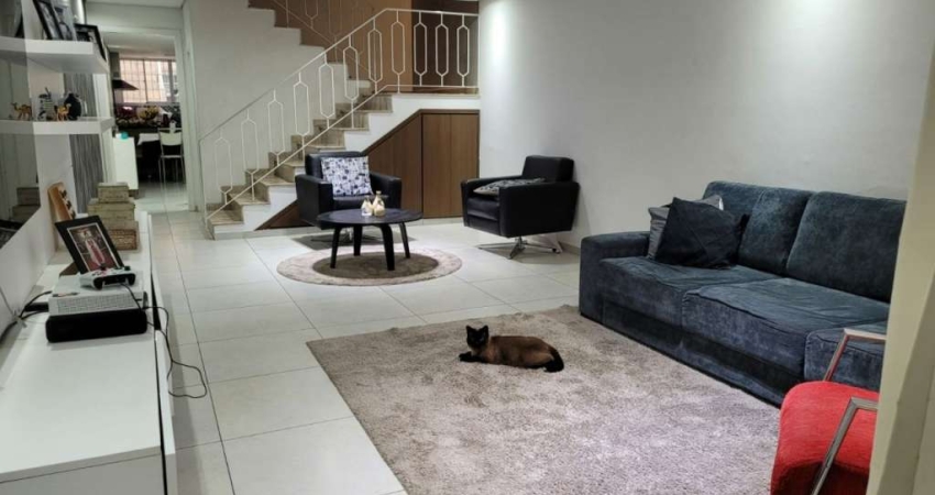 SOBRADO COM FINO ACABAMENTO NO MELHOR DO JARDIM PRUDÊNCIA!