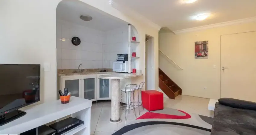 Moema, apartamento Duplex 45m² ,1 vaga, Locação R$ 2.900,00 + txs.