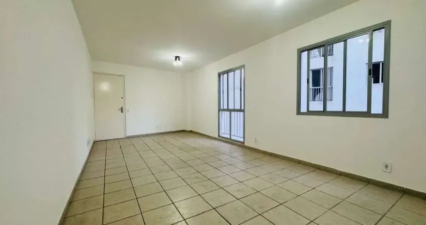 APARTAMENTO COM FINO ACABAMENTO. LOCALIZADO HÁ 400 METROS DA AV. CUPECÊ.