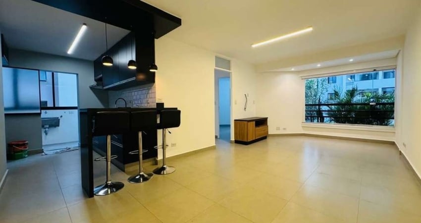 Apartamento repleto de armários, com fino acabamento, no melhor da Vila Mascote.
