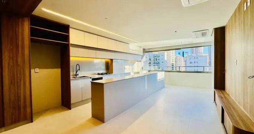 Apartamento de 2 Quartos no Condomínio Highlights Campo Belo