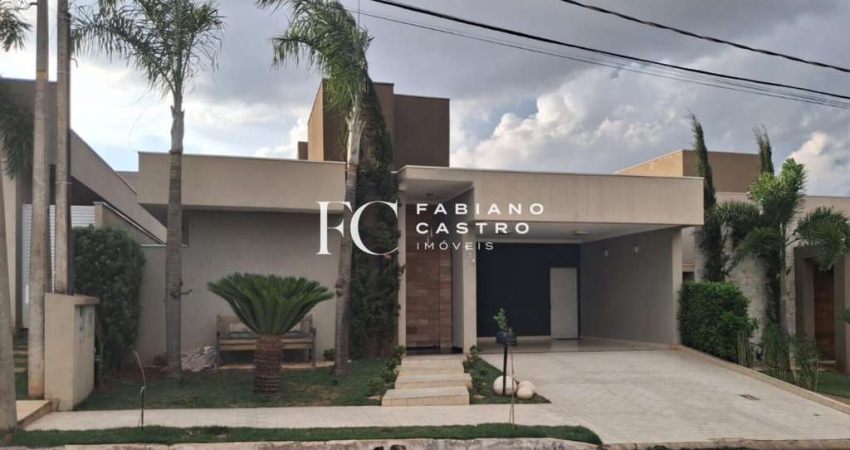 Condomínio Recanto do Lago - Belíssima casa à VENDA no condomínio Recanto do Lago!!