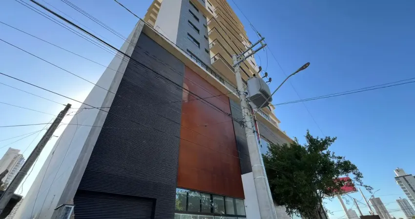 Apartamento novo, perto do marista, em edifício com lazer completo.