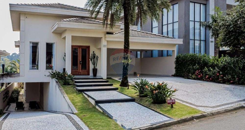 Residência Exclusiva no Jardim Golf I – Arquitetura Sofisticada, Conforto Térreo e Vista Deslumbrante