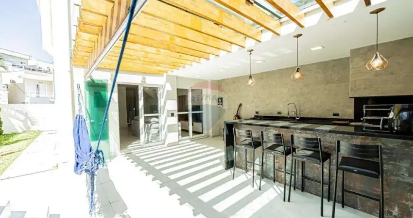 Casa a venda com 3 quartos por R$ 965.000,00 de 154 m² na  Granja Viana -Cotia/SP