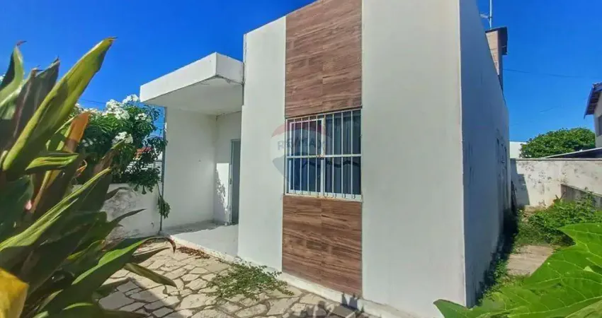 Casa em Condomínio Fechado a 600m do Mar – 160m², 2 Quartos (1 Suíte), Cozinha Americana e Lazer Privativo!