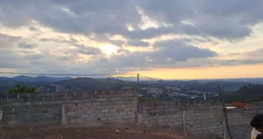 Casa a venda com 997m² sendo que 182m² , área  construída com 2 quartos na  vila constança (botujuru), campo limpo paulista, sp,