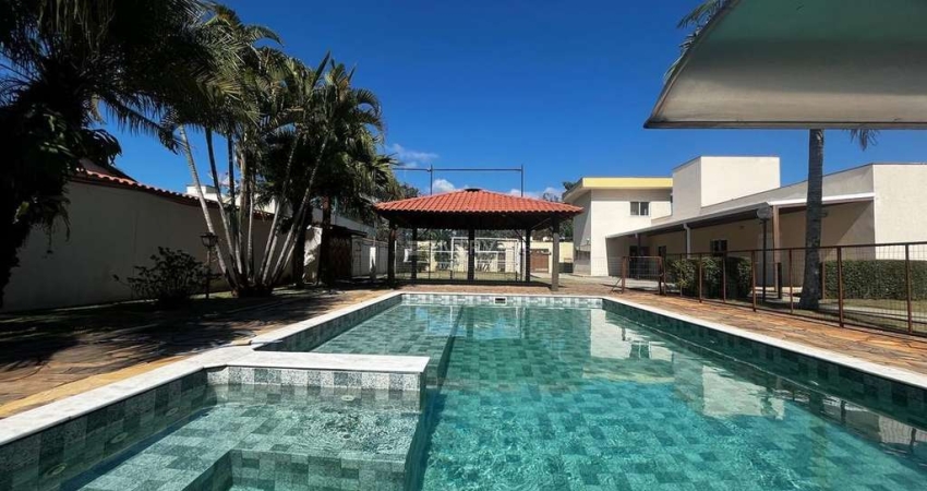 LINDA CASA TERREA  NO  CONDOMÍNIO TEREZA CRISTINA -MEDEIROS