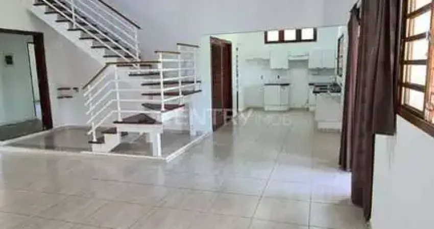 Excelente casa térrea, 4 dormitórios, 2 suítes, escritório, área gourmet, varanda e um grande quintal gramado, localizada no santa giovana, jundiaí-sp