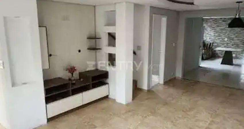 Sobrado à VENDA ou PERMUTA em Condomínio Fechado:CANTO DA NATUREZA,Jardim Shangai/Jundiaí.3 Dormitórios(sendo 1 suíte) 112M²,2 vagas,2 dormitórios com Ar condicionados. Os ambientes totalmente planeja