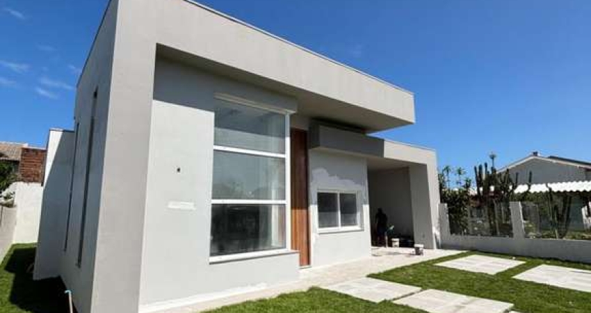 Casa 3 Dormitórios à venda no Bairro Centro com 130 m² de área privativa - 2 vagas de garagem