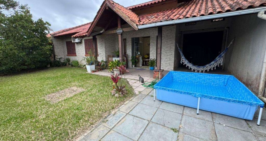 Casa 3 Dormitórios à venda no Bairro Centro com 102 m² de área privativa - 2 vagas de garagem