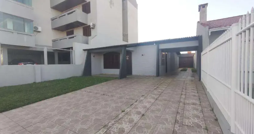 Casa 3 Dormitórios à venda no Bairro Centro com 82 m² de área privativa