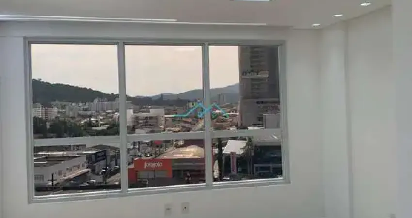 Sala comercial à venda na Rua Sebastião Furtado Pereira, Barreiros, São José