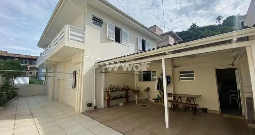 Casa com 5 quartos à venda na Rua Papa João XXIII, 262, Coqueiros, Florianópolis