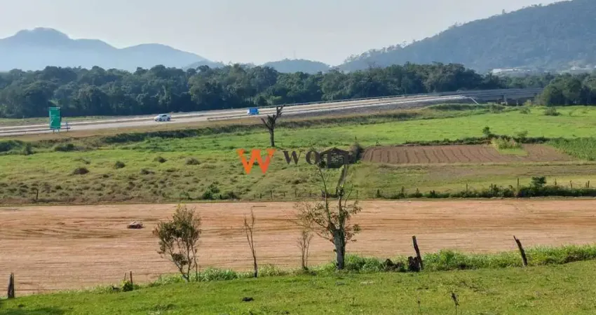 Terreno à venda na José Brasilício Garcia, 1, Três Riachos, Biguaçu