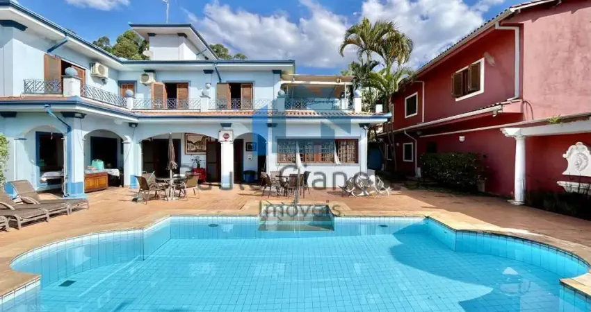 Casa em condomínio fechado com 6 quartos à venda na Rua das Hortênsias, 477, Granja Viana, Carapicuíba