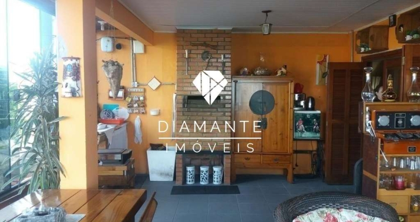 Casa com 4 quartos à venda na Rua Elvira Dendena, Hípica, Porto Alegre
