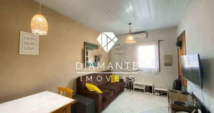 Casa com 2 quartos à venda na Rua Seno Antônio Cornely, Hípica, Porto Alegre