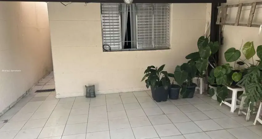 Casa para Venda em Santo André, capuava, 2 dormitórios, 1 suíte, 2 banheiros, 2 vagas