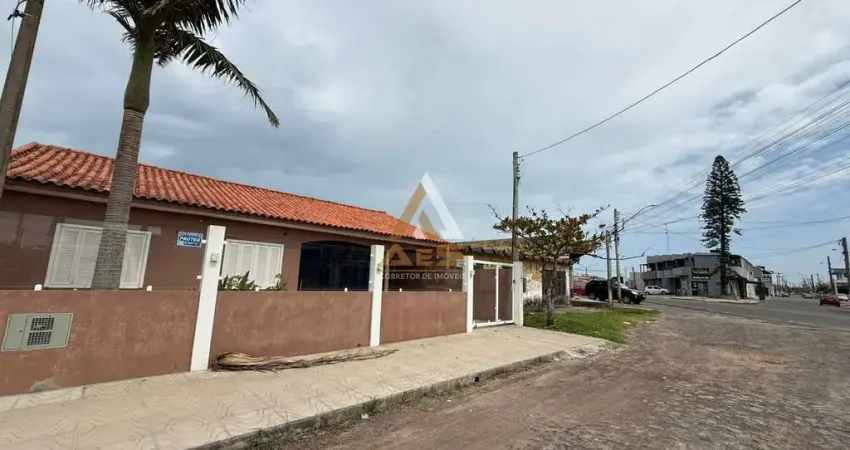 Casa com 3 quartos à venda na Rua Ajaecyr Nunes Da Silveira, 4508, Centro, Cidreira