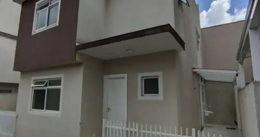 Sobrado para Venda em Curitiba, Novo Mundo, 3 dormitórios, 1 suíte, 3 banheiros, 1 vaga