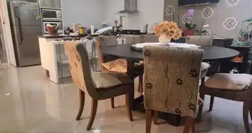 Casa com 4 quartos à venda na Rua Doutor Manoel Francisco Ferreira Correia, 3, Portão, Curitiba