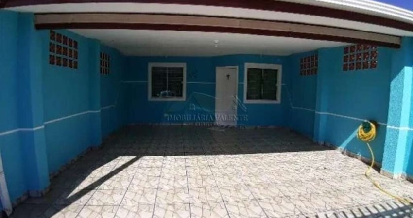 Casa com 3 quartos à venda na Rua Cucos, 2108, Gralha Azul, Fazenda Rio Grande