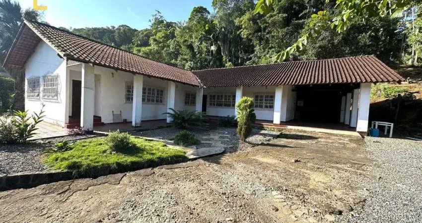 Casa em Condominio à venda no Boa Vista em Joinville, por R$ 2.300.000,00