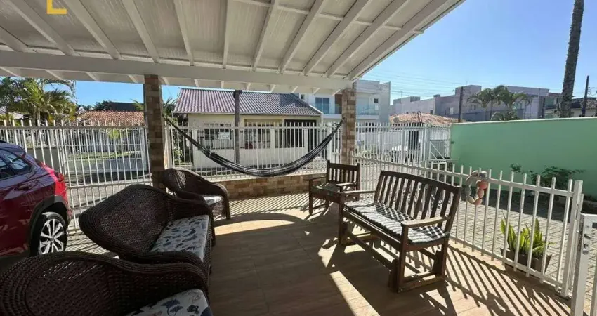 Casa com 3 dormitórios à venda, 151 m² por R$ 1.050.000,00 - Itaguaçu - São Francisco do Sul/SC