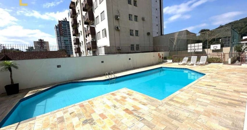 Apartamento à venda no Centro em Joinville, por 600  mil