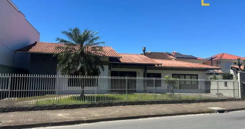 Casa com 3 dormitórios à venda, 142 m² por r$ 880.000,00 - bom retiro - joinville/sc