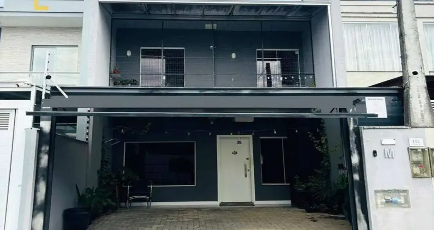 Casa com 3 dormitórios à venda, 83 m² por r$ 520.000,00 - anita garibaldi - joinville/sc