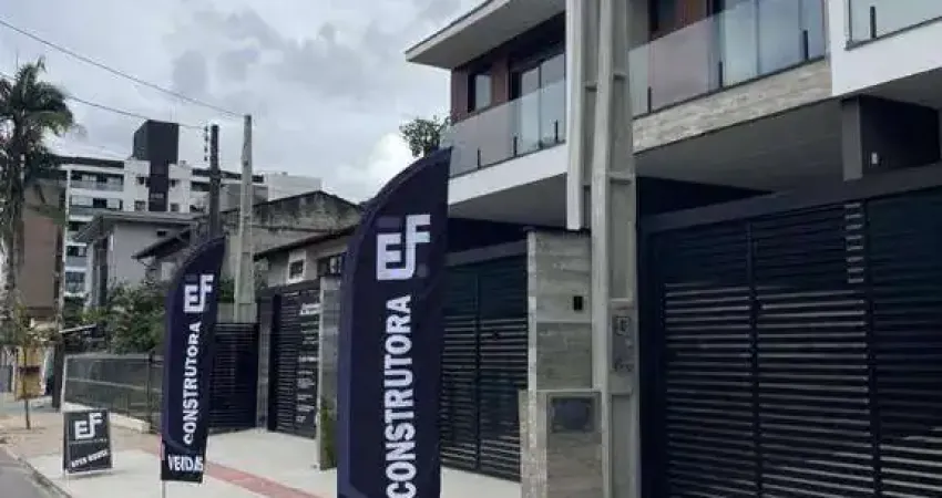 Casa com 3 dormitórios à venda, 202 m² por r$ 1.430.000,00 - anita garibaldi - joinville/sc