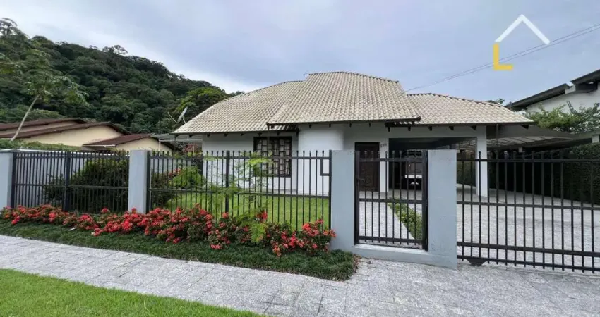 Casa à venda no América em Joinville