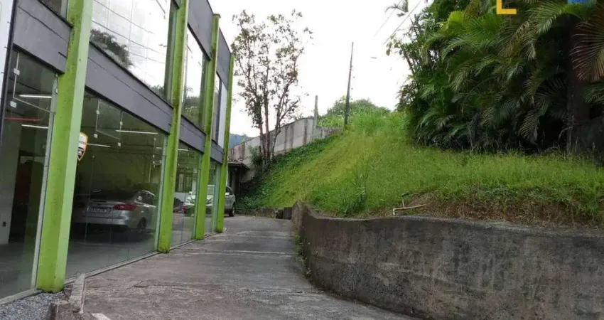 Galpão à venda ou Locação, 669 m²  -  Anita Garibaldi - Joinville/SC