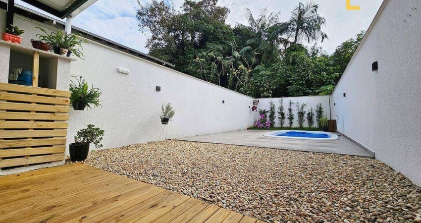 Casa com 3 quartos à venda no Bom Retiro, Joinville 