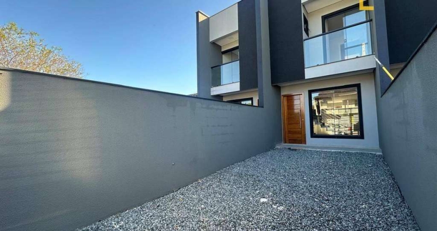Casa com 2 dormitórios à venda, 70 m² por R$ 365.000,00 - Zona Industrial Norte - Joinville/SC