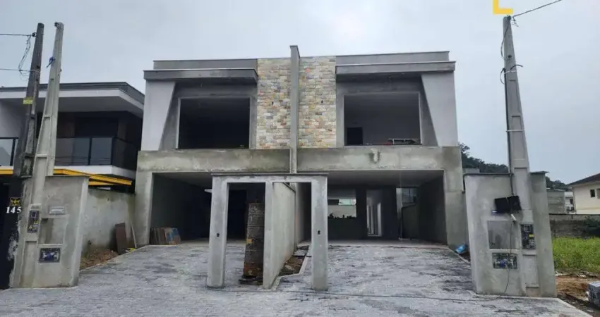 Casa com 3 dormitórios à venda, 181 m² por R$ 1.249.000,00 -  Bom Retiro - Joinville/SC
