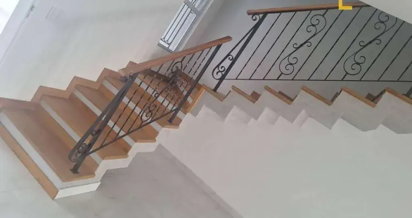 Casa com 3 dormitórios à venda, 528610 m² por R$ 895.000,00 - Atiradores - Joinville/SC