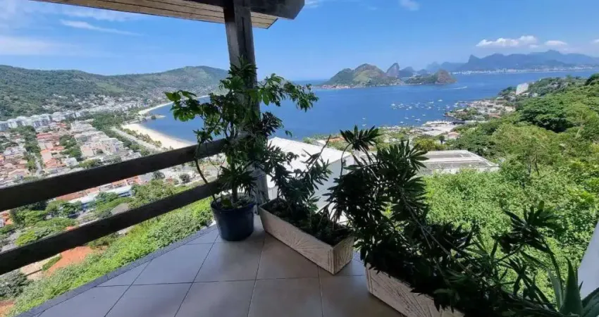 Asset imóveis vende Casa em Condomínio, com 4 suítes, 300 m², por R$ 2.500.000 - São Francisco - Niterói/RJ