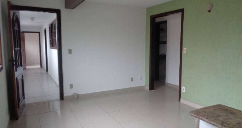 Asset Imóveis vende sobrado com 3 quartos (1suíte c/ hidromassagem), 135m², por R$ 230.000 - São Gonçalo/RJ