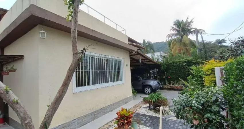 Asset Imóveis vende casa duplex com 4 quartos (2suítes), 200m², por R$ 850.000 - Piratininga - Niterói/RJ