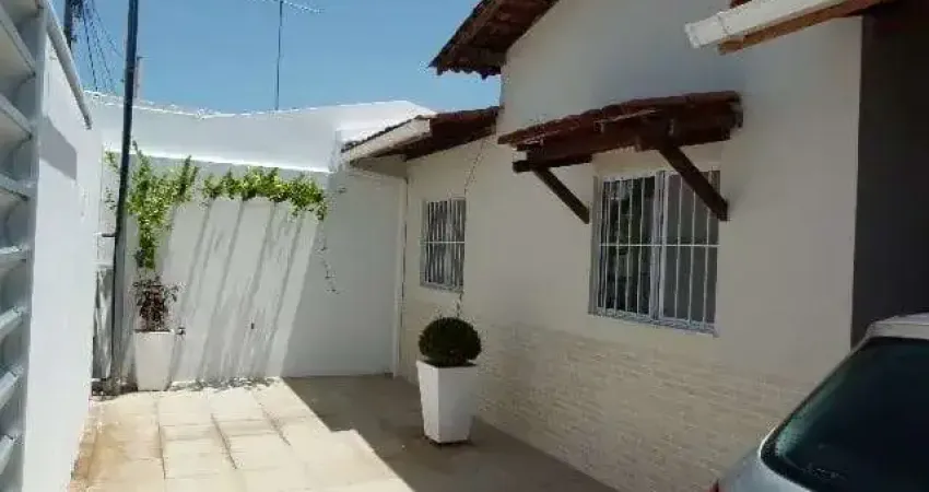 Casa com 2 quartos à venda na Rua Paulina, 234, Aruana, Aracaju